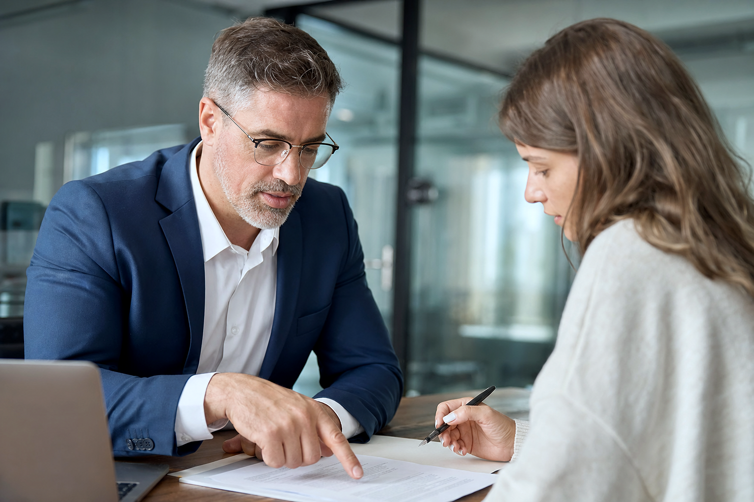Key Benefits of what to include in employment contract UK - illustrating what to include in employment contract UK