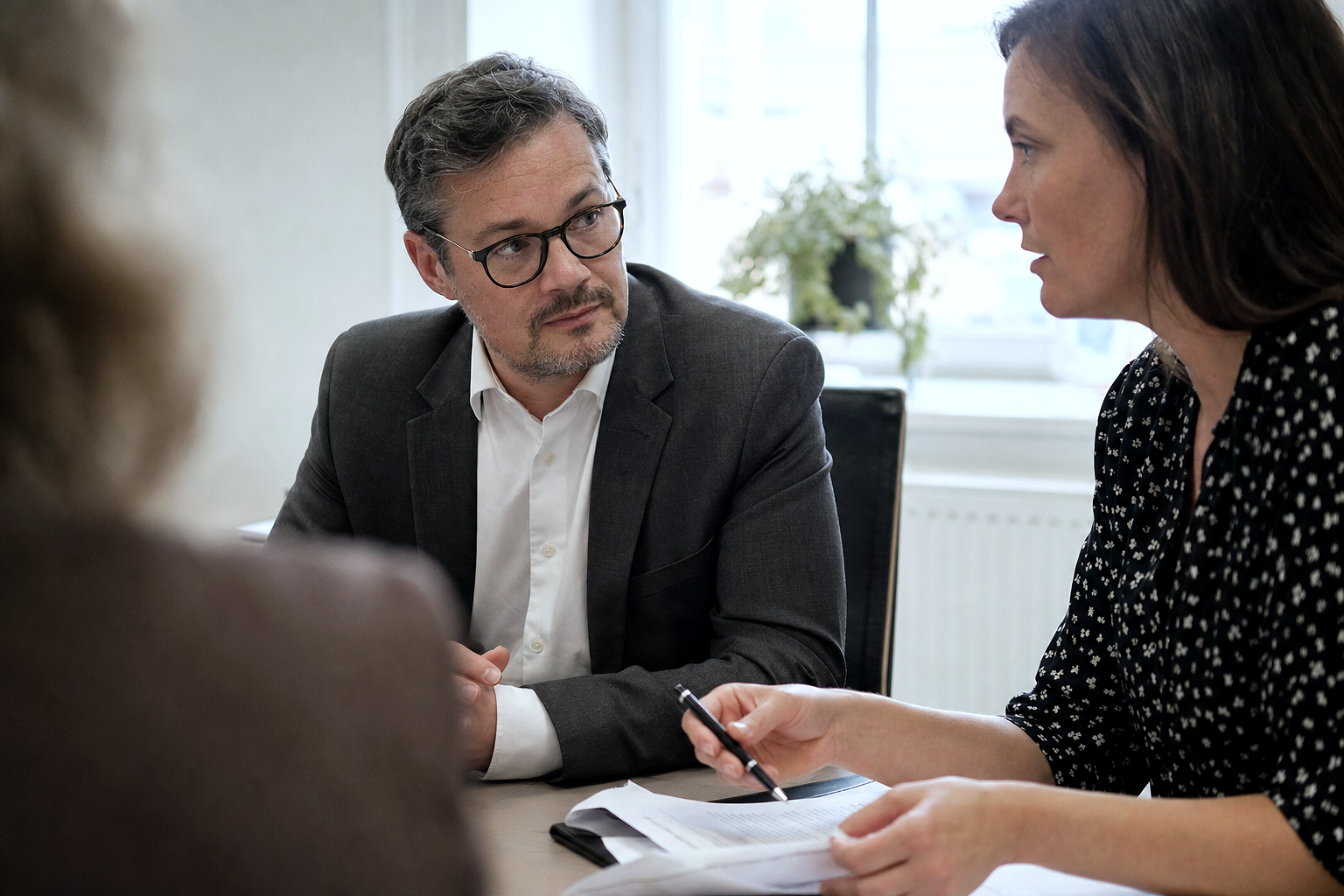 Key Benefits of restrictive covenants enforceable UK - illustrating restrictive covenants enforceable UK