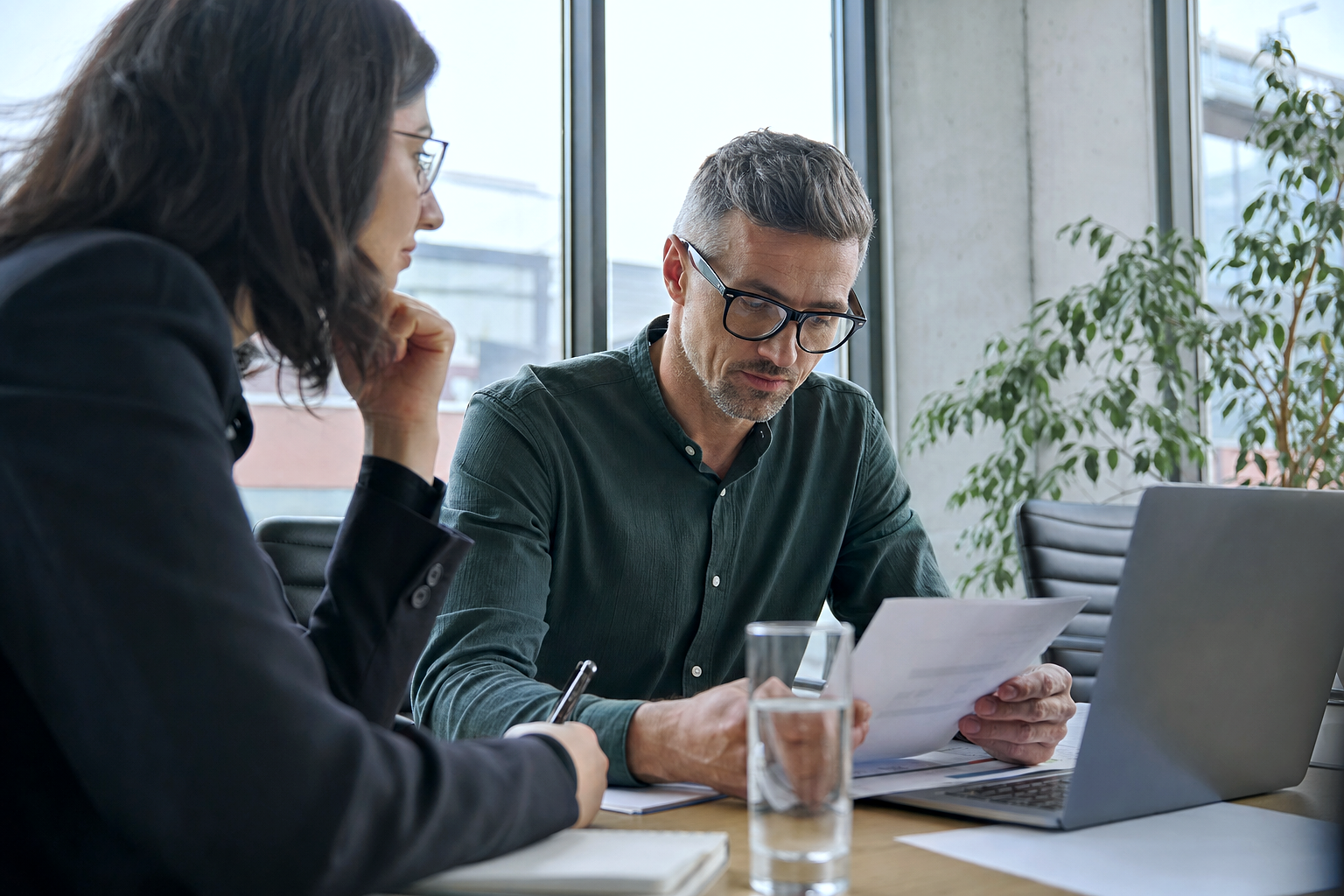 How redundancy rights for employees UK Works - illustrating redundancy rights for employees UK